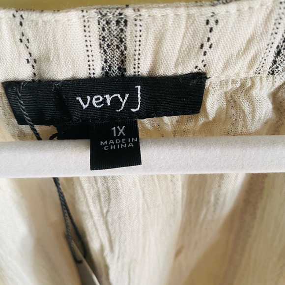 Bohemian Peasant Top - Picture 5 of 6